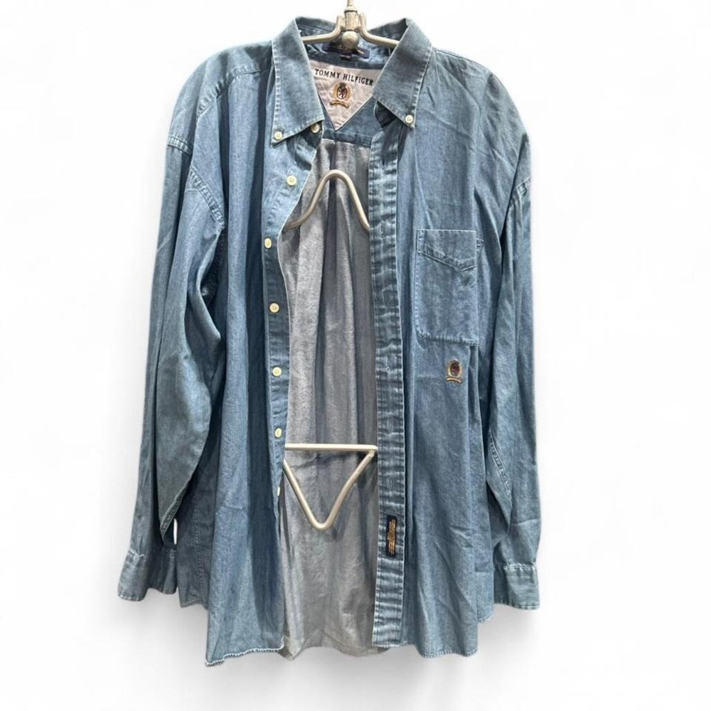 Men's vintage‎ 1998 denim button up by Tommy Hilfiger size L (L5) 26" ptp